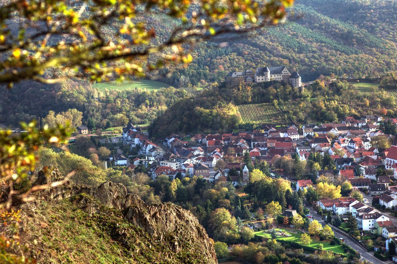 Ev.Familienferien-Und Bildungsstaette Ebernburg Bad Münster am Stein-Ebernburg Exterior foto